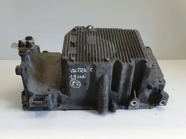 Opel Vectra C 1.9 CDTI MISKA OLEJOWA oleju 55565487