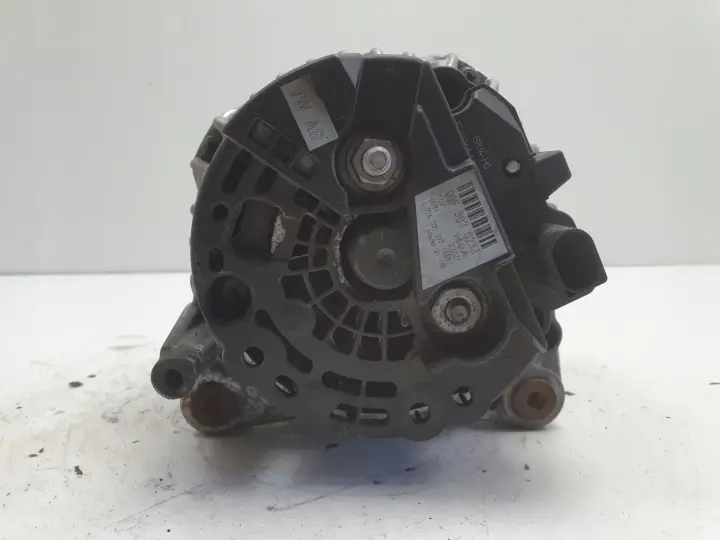 Audi A4 B7 2.0 TDI ALTERNATOR bosch 06F903023J 140A