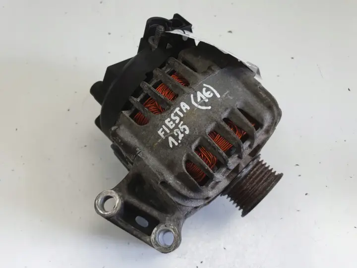 Ford Fiesta MK7 1.25 ALTERNATOR valeo 7G9N-10300-CC