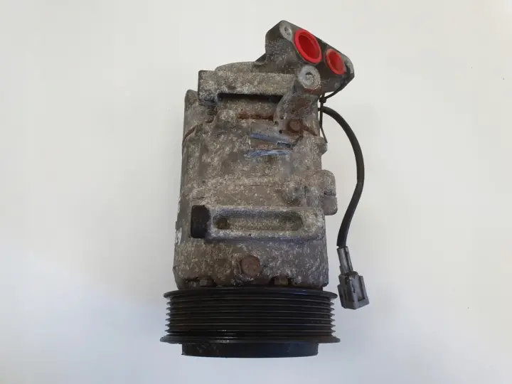 Renault Megane III 1.9 dCi SPRĘŻARKA KLIMATYZACJI 8200956574-A