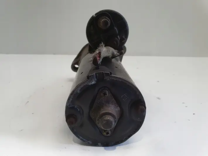 VW Passat B5 1.9 TDI ROZRUSZNIK 068911024H bosch