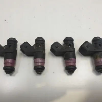 Renault Megane II 1.6 16V WTRYSKIWACZ wtrysk H132259