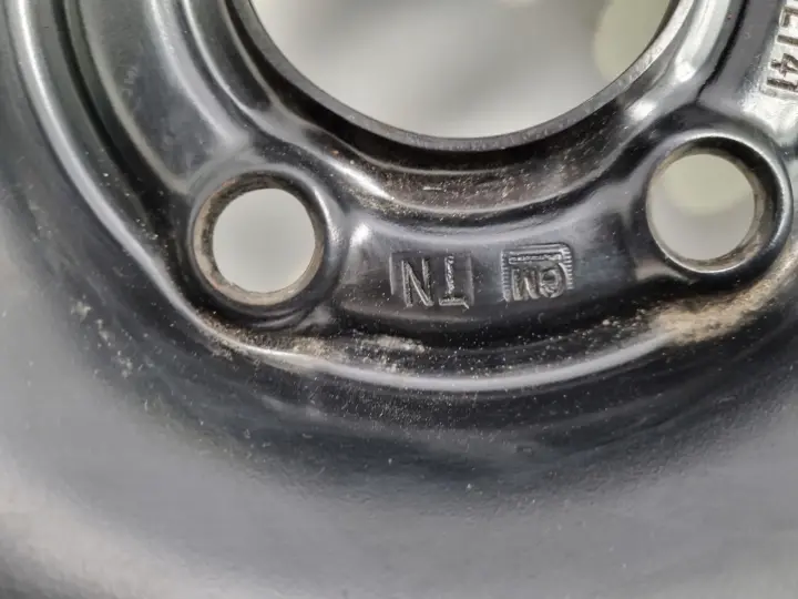 74b3f2526e105c402356e593c793c275