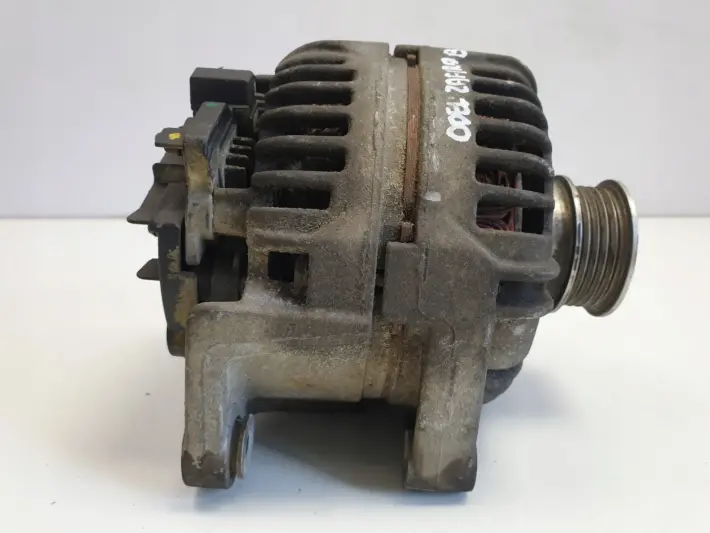 Opel Zafira B 1.6 16V ALTERNATOR 0124425020 100A