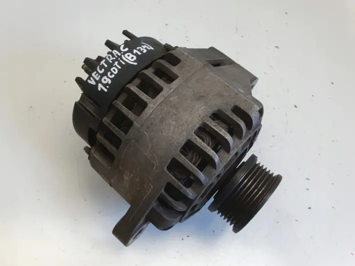 Opel Vectra C 1.9 CDTI ALTERNATOR denso 13117340 105A