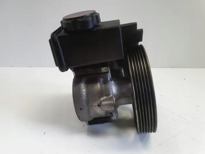 Peugeot 206 1.4 16V POMPA WSPOMAGANIA 9636320680