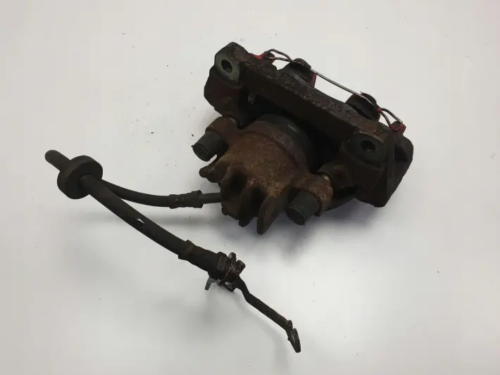 Volvo S80 2.8 T6 PRAWY PRZEDNI ZACISK HAMULCOWY