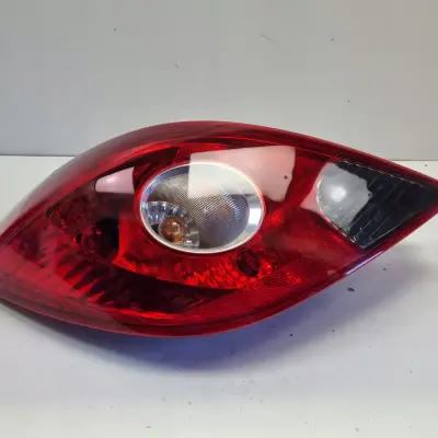 Opel Corsa D HTB 3D 06-11r TYLNIA TYLNA LAMPA LEWA lewy tył EUROPA 13211840