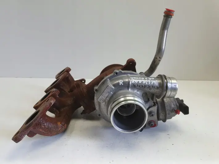 Volvo XC60 S60 V60 II 2.0 D3 TURBOSPRĘŻARKA turbo 31493379