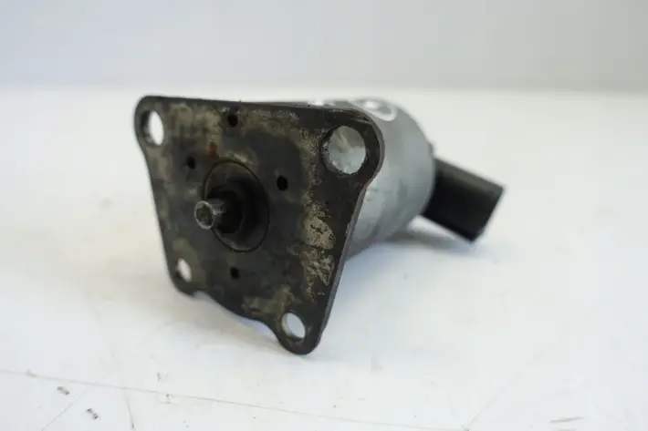 Volvo XC60 2.4 D5 ZAWÓR EGR 53411462 oryginał