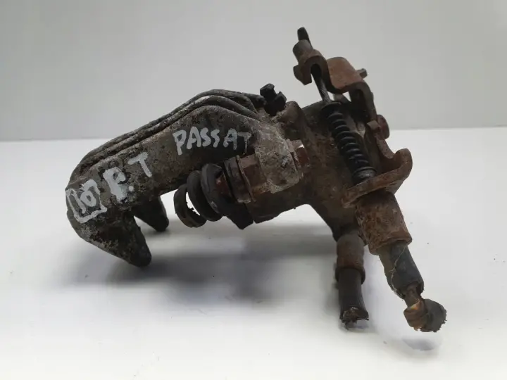 Vw Passat B5 Audi A4 B5 ZACISK HAMULCOWY Prawy tył pasażera