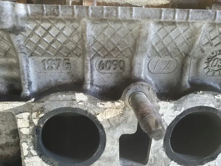 Ford C-Max 1.8 16V GŁOWICA CYLINDRÓW 1S7G-6090-AX
