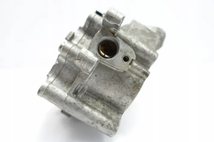 Audi A5 2.0 TFSI POMPA VACUM wakum 06K145100AE