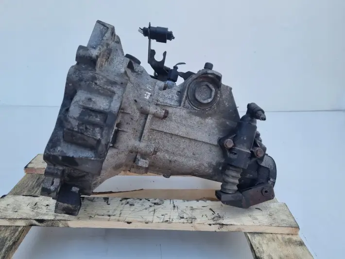 Audi A3 1.6 16V SKRZYNIA BIEGÓW DUW manualna MANUAL