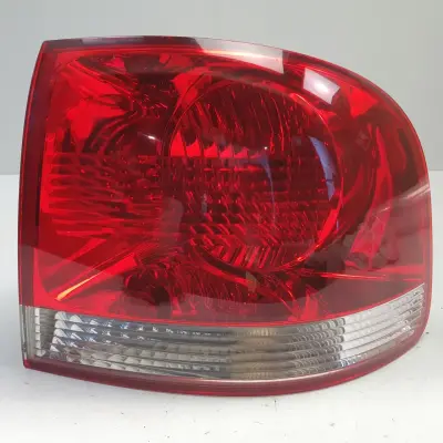 Vw Touareg I 02-06 TYLNA LAMPA PRAWA prawy tył pasażera 28258002