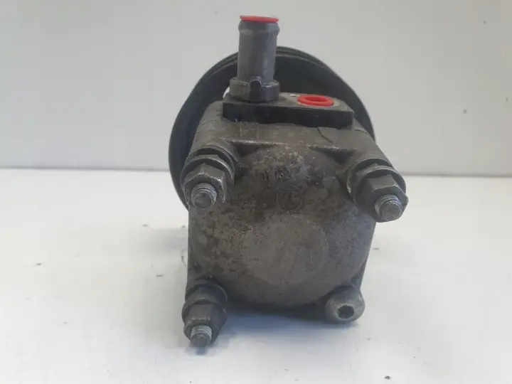 Volvo V70 III S80 II 2.5 T POMPA WSPOMAGANIA 31200569