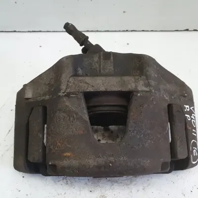 Volvo V40 II PRZEDNI ZACISK HAMULCOWY prawy przód PASAŻERA P.P 976