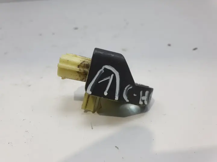 Toyota C-HR CHR 1.8 H CZUJNIK UDERZENIOWY Uderzenia 89173-F4010