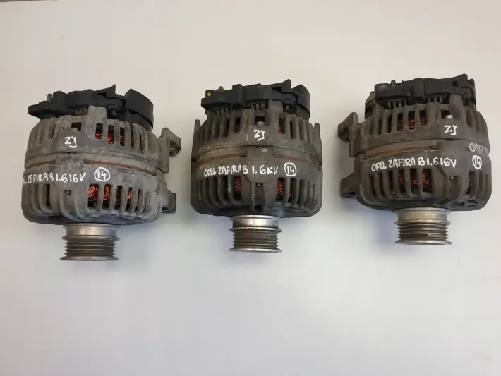 Opel Zafira B 1.6 16V ALTERNATOR 0124425020 100A