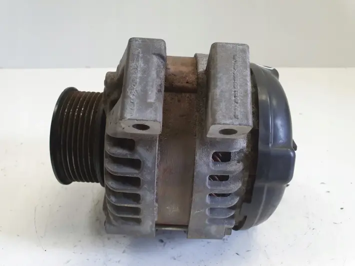 Honda Civic VIII 2.2 iCDTI ALTERNATOR 104210-3911