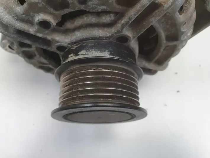 Opel Vectra C 1.9 CDTI ALTERNATOR bosch 0124425097