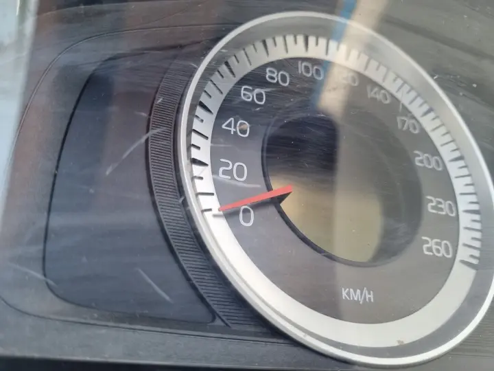 Volvo S80 II V70 III XC70 II 2.0 16V LICZNIK ZEGARY Europa 31343324AA