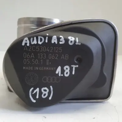 Audi A3 II 8P 1.6 8V PRZEPUSTNICA 06A133062AB