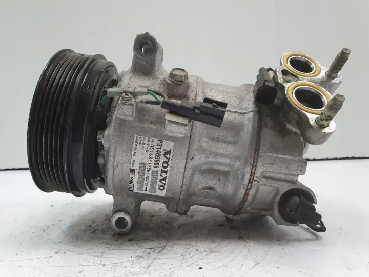 dc573f972ca127e79e2ab9d9adb0e382
