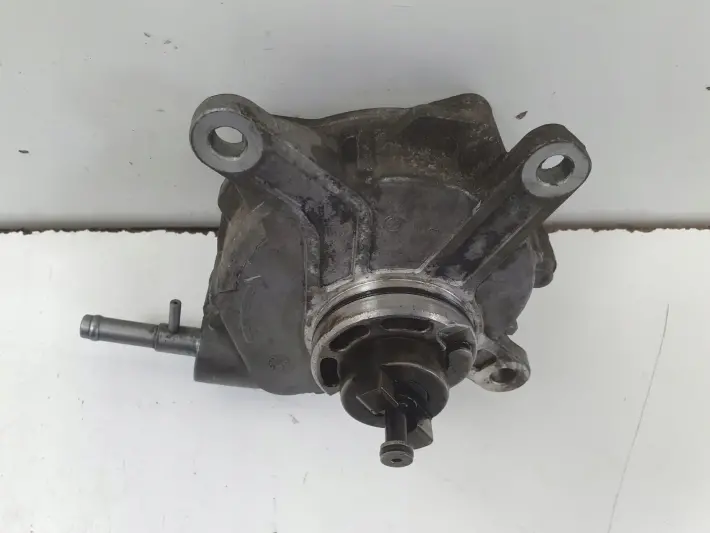 Toyota RAV4 RAV-4 III 2.2 D4D POMPA VACUM wakum