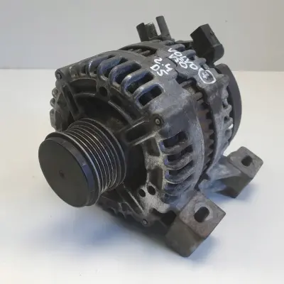 Volvo S40 II V50 2.4 D5 ALTERNATOR 0121615014 bosch 30773111