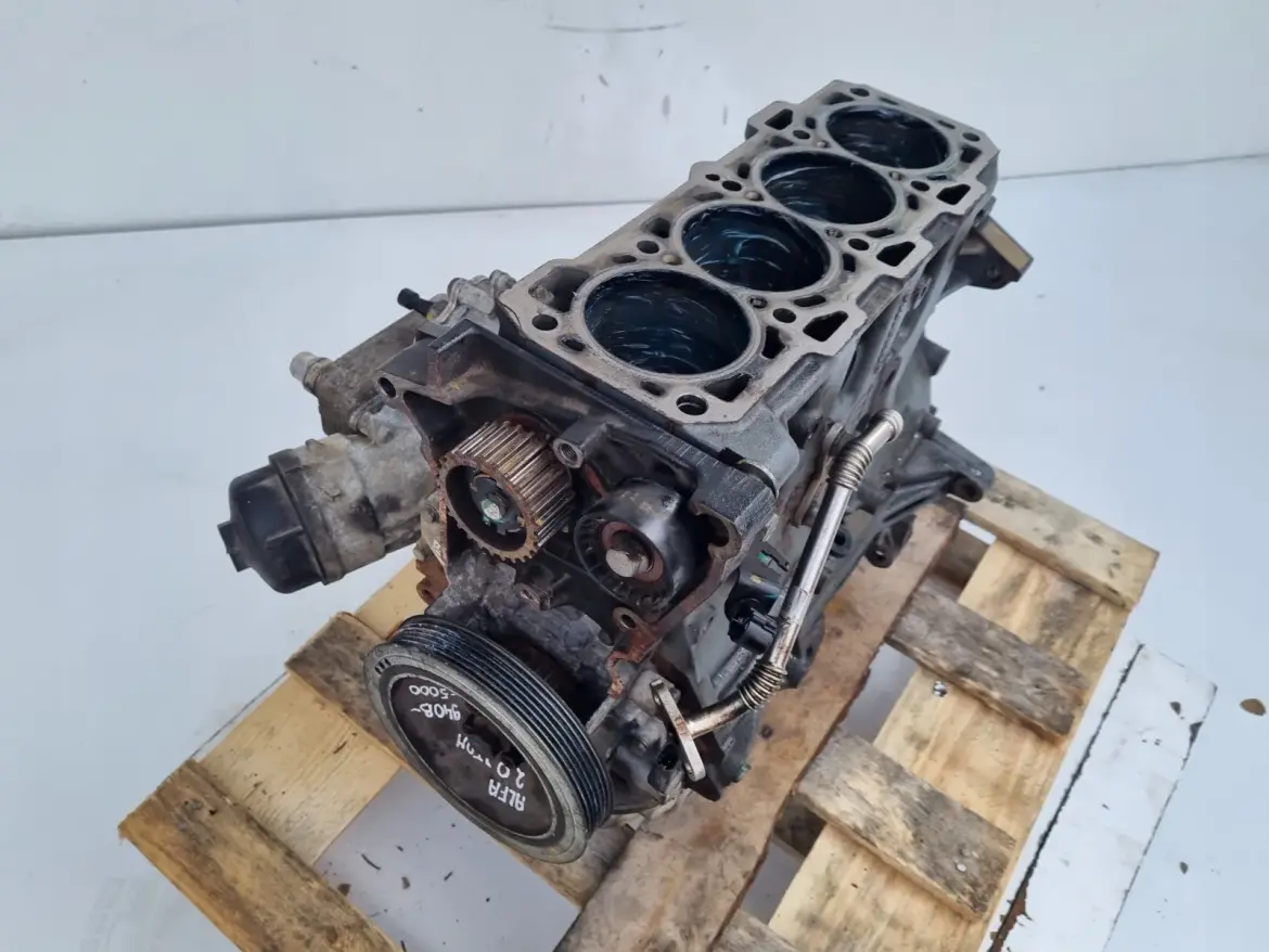 DÓŁ SILNIKA BLOK WAŁ TŁOK TŁOKI Alfa Romeo Giulietta 2.0 JTDM 940B5000