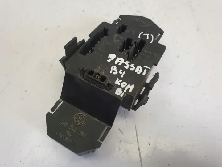 98f5501dd96769593321468e728c3deb