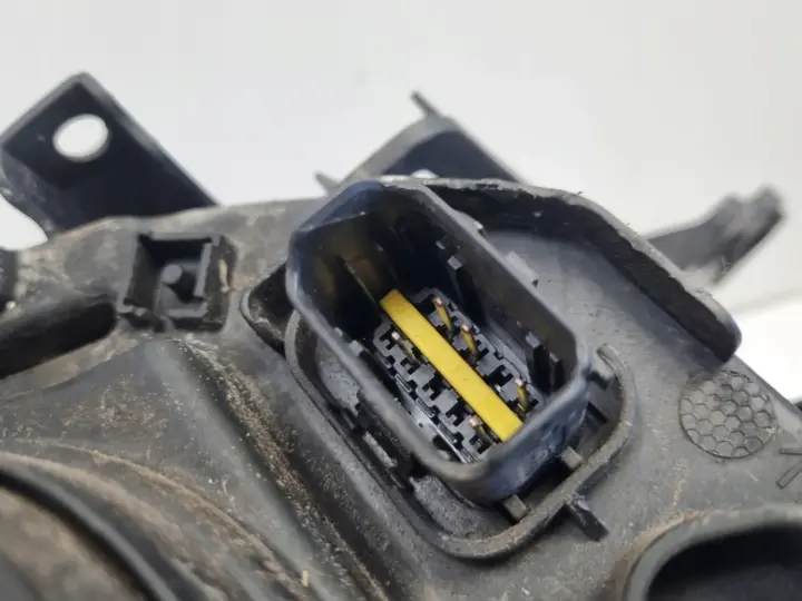 Peugeot 508 10-14r PRZEDNIA LAMPA LEWA lewy przód anglik 9687580480