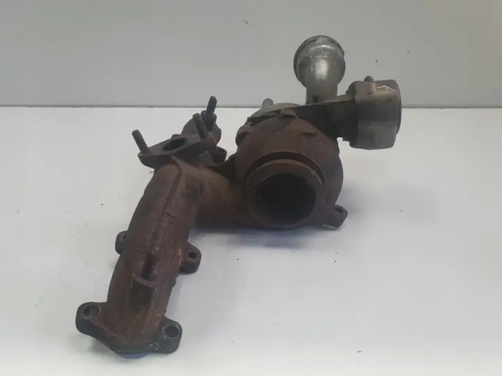 VW Golf V 1.9 TDI TURBOSPRĘŻARKA turbo 038253014G