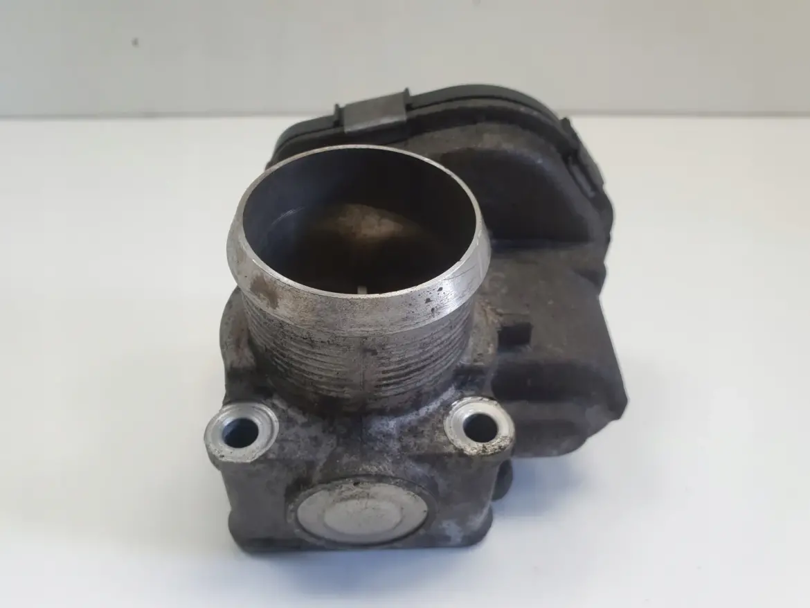 Volvo V40 II 1.6 D2 PRZEPUSTNICA 9673534480