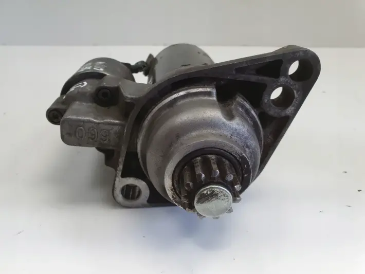 Audi A3 II 8P 1.6 TDI ROZRUSZNIK BOSCH