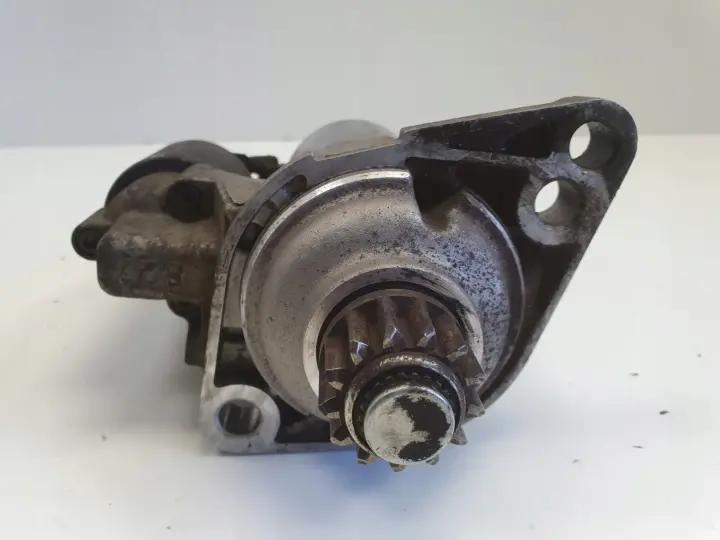 Seat Leon II 1.4 TSI ROZRUSZNIK 0001142003 bosch