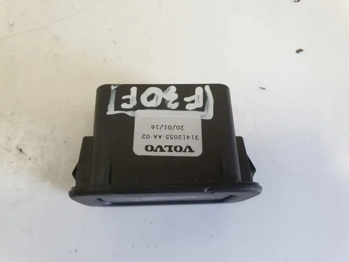Jaguar Volvo XC60 V70 III PRZYCISK OTWIERANIA KLAPY BAGAŻNIKA 31412055