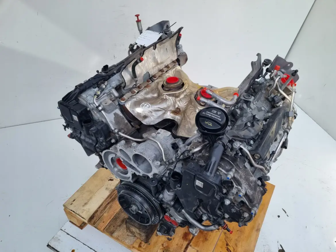 SILNIK Mercedes W205 A205 C205 C63 C63S AMG 4.0 V8 BITURBO 177980 177.980
