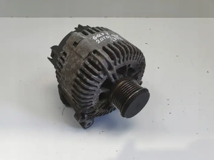 VW Golf V 2.0 TDI ALTERNATOR 021903026L 180A valeo