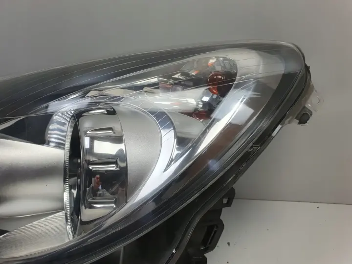 Opel Corsa D PRZEDNIA LAMPA LEWA lewy przód anglik Ciemny klosz