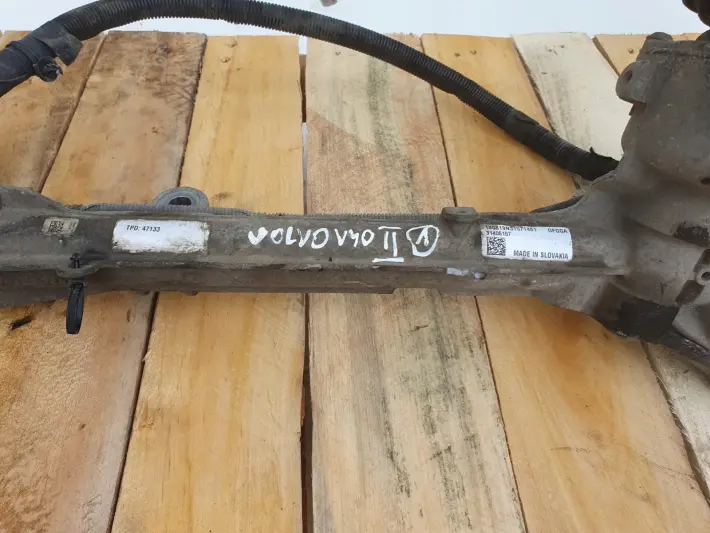 Volvo V40 II MAGLOWNICA przekładnia kierownicza europa 31406157