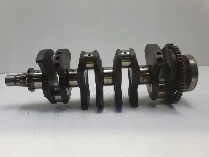 Mini Cooper R50 R53 1.6 16V WAŁ KORBOWY 04777684AA