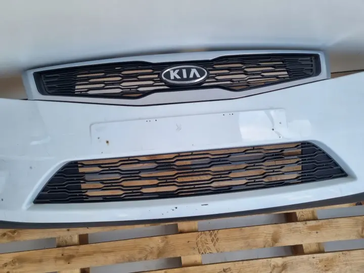 Kia Ceed Cee'd LIFT 09-12r KOMPLETNY PRZEDNI ZDERZAK przód WD Cassa White