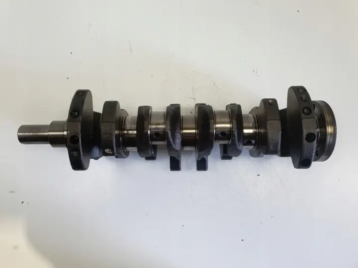 Kia Ceed 1.6 CRDI WAŁ KORBOWY