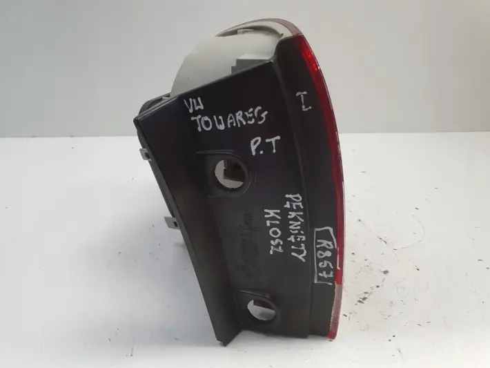 Vw Touareg I 02-06 TYLNA LAMPA PRAWA prawy tył pasażera 7L6945258