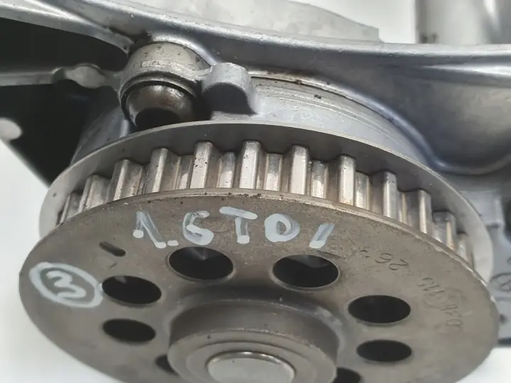 VW Caddy III 1.6 TDI POMPA OLEJU olejowa 03L115105C