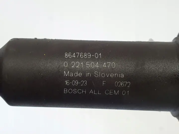 BMW E87 E90 2.0 i CEWKA ZAPŁONOWA 0221504470