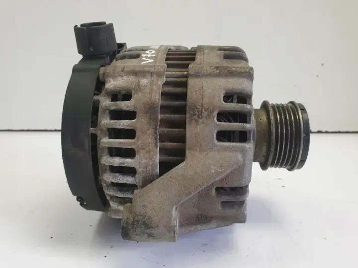 Volvo V70 III 2.5 T ALTERNATOR 0121615005 150A