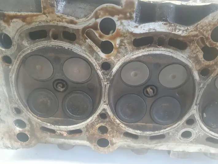 Alfa Romeo Mito 1.4 T-JET GŁOWICA CYLINDRÓW wałek 55218237